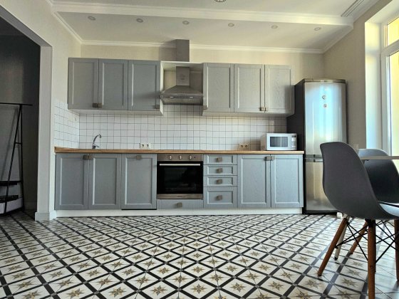 Продажа квартиры на Аболмасова 4