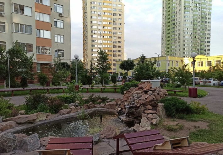 Продаж 2к. квартири вул. Воскресенська, ЖК Паркові Озера - фото 1