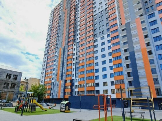 Продам 1-ком.,квартиру 40 м.кв.  ЖК Дніпровська Мрія. Ул.Сосюри 6.  Дарницька площа !!!