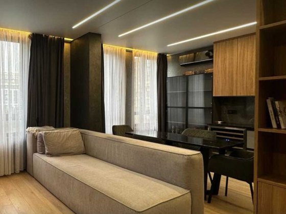 Продаж 1к квартири 59,4 м² з ремонтом у Файна Таун