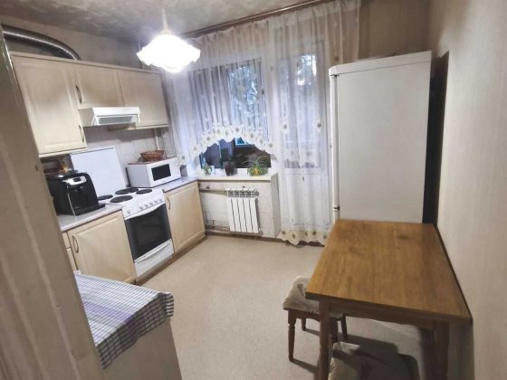 Продам 1 кімн. метро Голосіївська 5 хвилин пішки