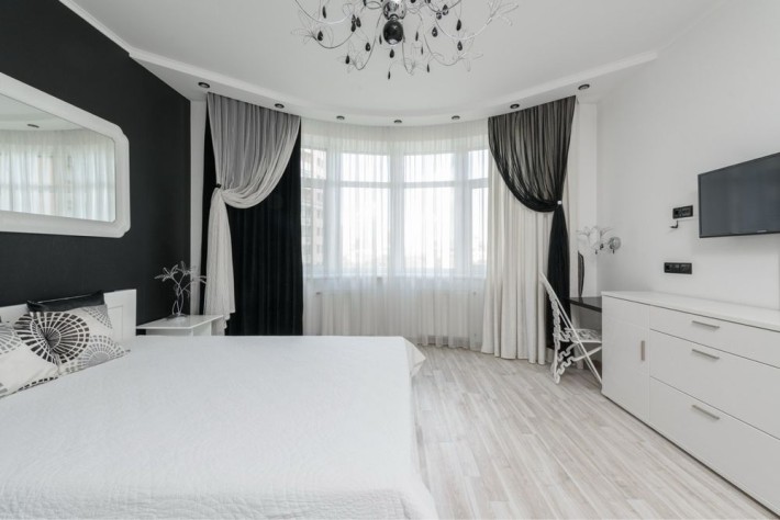 Без комиссии. Продажа 3к квартиры на ул Старонаводницкой 6Б генератор - фото 1