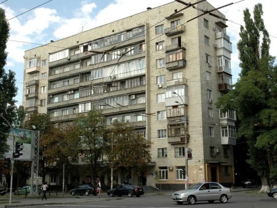Печерськ  продаж 1 кім.кв  бул. Лесі Українки 11 Печерськ
