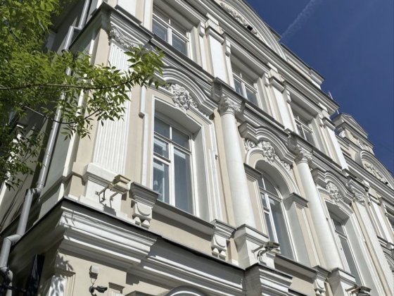 Ексклюзивна Унікальна пропозиція будівля 4000м2 вул Володимирська Київ