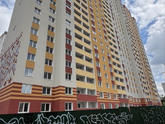 1 кімнатна ,12 поверх, 43 м2 . ЖК Патпіотика, Кодацька Фортеця Киев