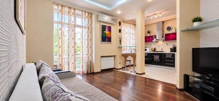 Продам 2 к сталінку, Авторський ремонт.  Вул. Деревлянська  ( Якіра) 16 - фото 1