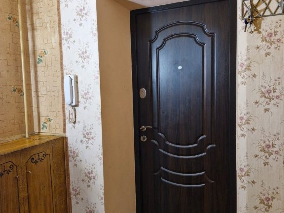 Продам двокімнатну квартиру по вул.Бориспільській(Дарницький р-н)