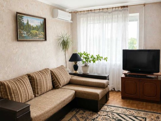 Велика 2к квартира (61м²) з величезною кухнею 13.6м² – вул. Вершигори, 9 (Райдужний)