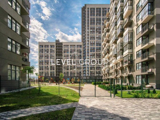 Однокімнатна квартира з ремонтом в ЖК Варшавський, 10 поверх, 39 м. Варшавський, Ретровіль.