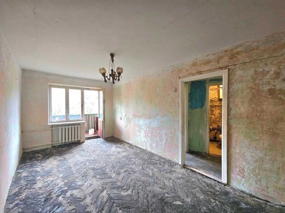 Без комісії. Продаж 2-к квартири 45 м.кв. під капремонт. Метро Дорогожичі Киев