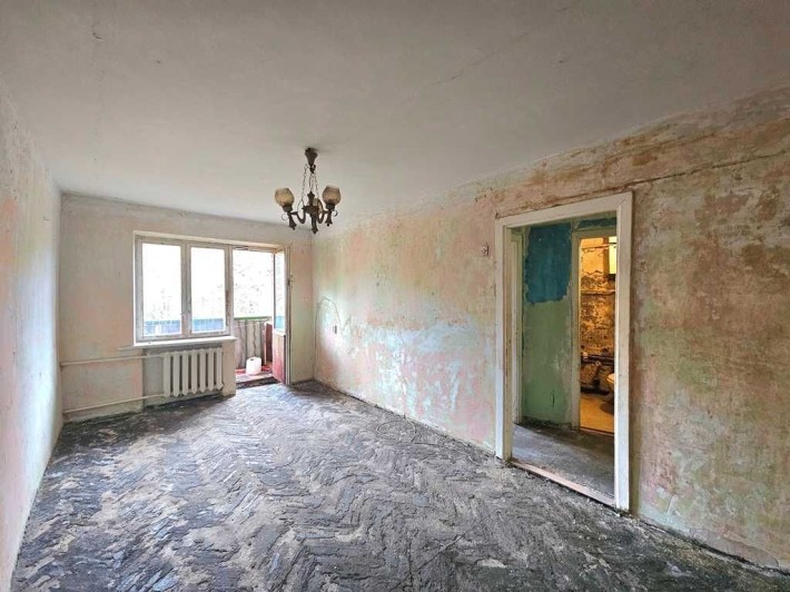 Без комісії. Продаж 2-к квартири 45 м.кв. під капремонт. Метро Дорогожичі - фото 1