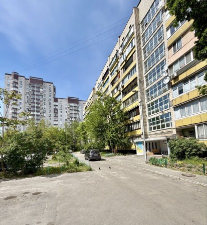 Продам 1к квартиру на Дарниці біля озера вулиця Горлівська - фото 1