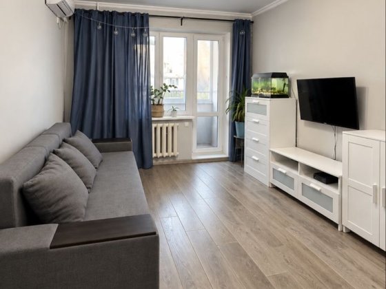 Продаж квартира 2к 51,1м2   Голосіївський р-н , метро Іподром Луценка 1 / Газ