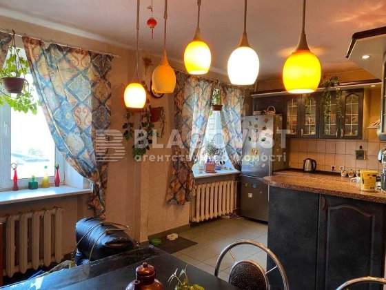 Продаж 2х кімнатної квартири на Довженка 14/1, Клубний будинок, метро *Шулявка 5 хвилин.