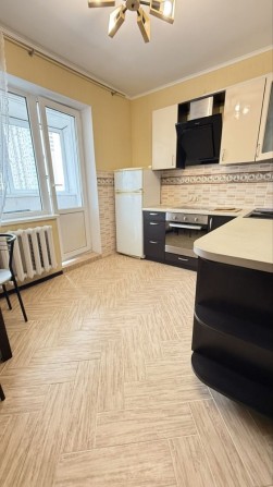 Продам двохкімнатну квартиру, Вишняківська 5, Дарницький. - фото 1