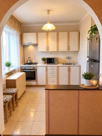 Продам 2 к квартиру Нивки вул.Марка Безручка 25 - фото 1