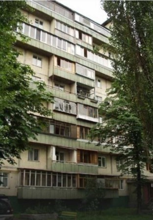 3-квартира біля метро Лівобережна. - фото 1