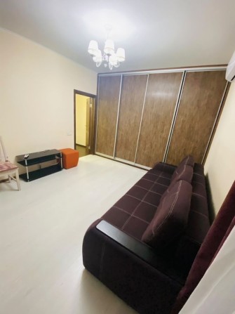 Продам квартиру ЖК Комфорт таун - фото 1