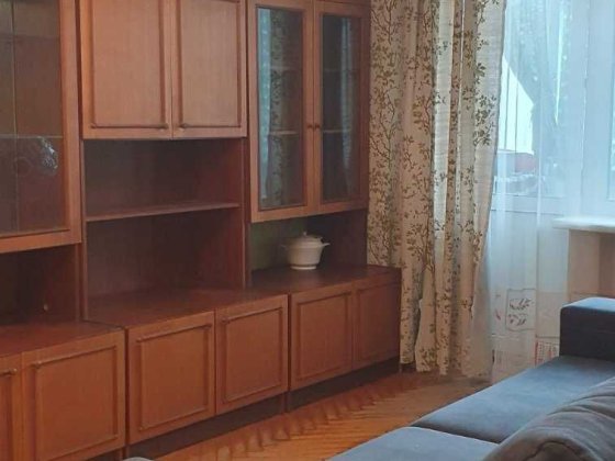 Продам однокімнатну квартиру вул.Празька,31