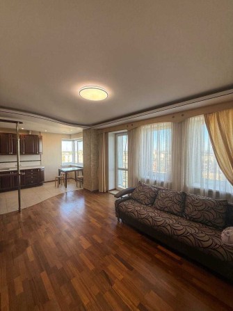 Продаж 2-кімнатної квартири 72 м² з меблями та технікою — Дарниця - фото 1