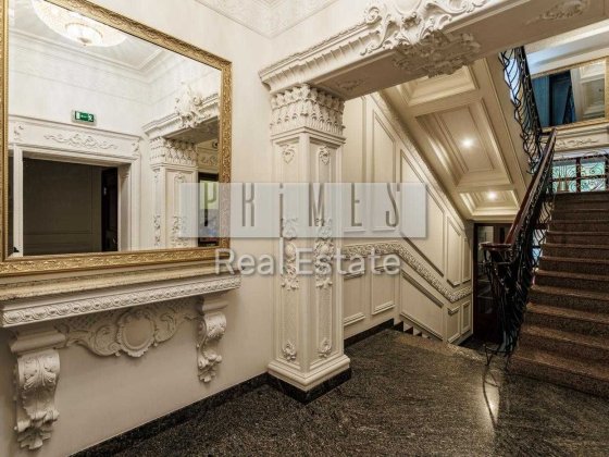 Терміновий продаж 3-кім квартири 135 м2  з терасами ,   вулиця Кропивницького ,  8 , Центр , Печерсь Киев