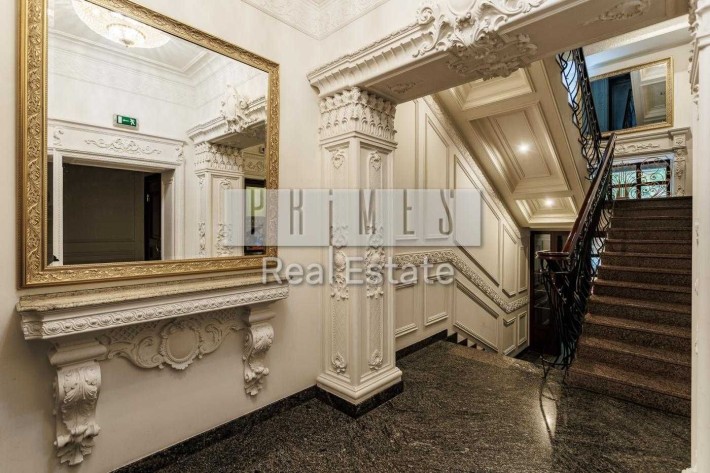 Терміновий продаж 3-кім квартири 135 м2  з терасами ,   вулиця Кропивницького ,  8 , Центр , Печерсь - фото 1