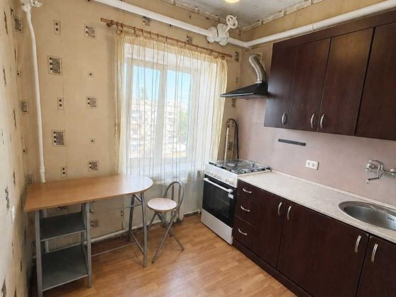 Продаж 1-кімнатної квартири. Харківське шосе 1. БЕЗ %. Дарницька площа.