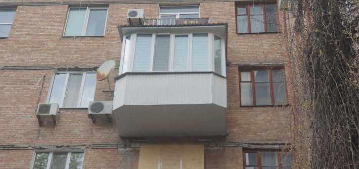 Сталинка Метро Зверинецкая  Миколи Михновского с мебелью - фото 1