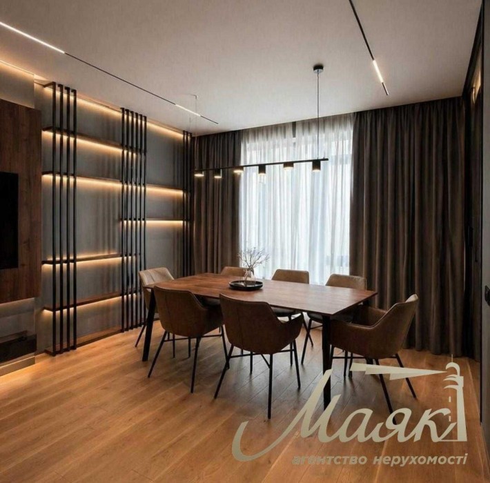 Продаж 3-к квартири в ЖК Бульвар Фонтанів, Печерський район, Центр - фото 1