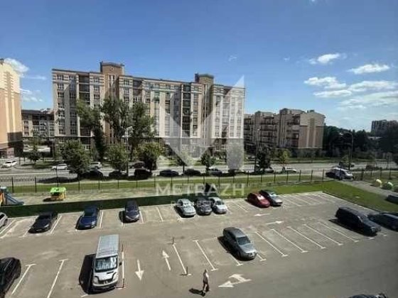 Продаж 2-кімнатна ЖК «Кришталеві Джерела», вул Метрологічна 56