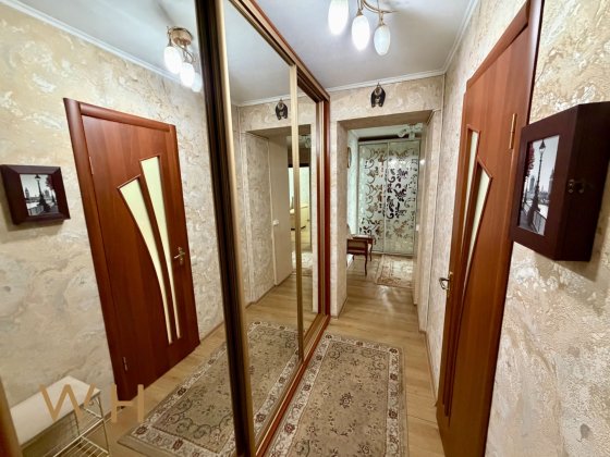 Продаж 1кім 63,3 m², Миколи Бажана 30, метро Харківська, Позняки, Без %