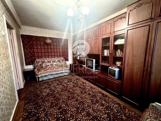 #14961 2К-Продаж Центр Мазепи Грушевського Арсенальна Лаврська парк мира Київ центр правий берег печ Киев