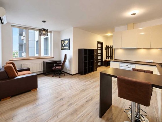 Продаж 1к квартири метро Осокорки