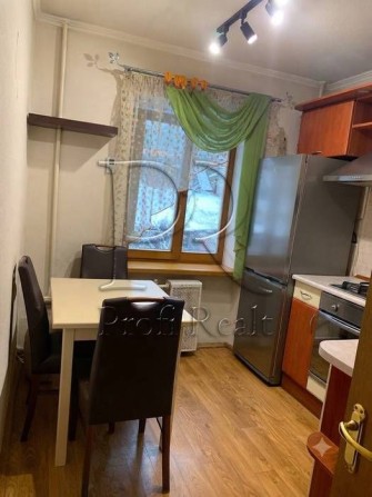 Продаж 2 к.кв., 46,5 м2. на Печерську вул. Профессора Підвисоцького, 20 - фото 1