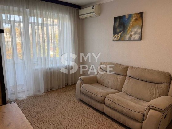 Продаж 2к квартири Берестейський проспект 5  Шевченківський район