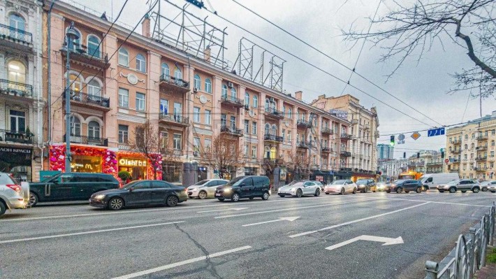 Продаж квартири 73,6 м² у центрі, 1 хв до метро, вул. Велика Васильківська - фото 1