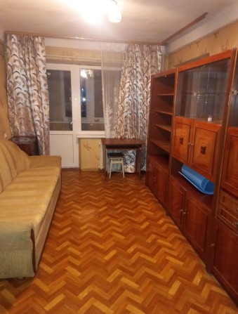 Продаж 2-кім Дарницька площа,б-р Гашека 3 - фото 1