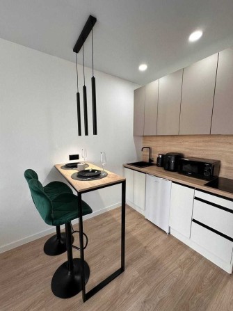 продам 1к квартиру метро Вирлиця новий ремонт меблі укриття - фото 1
