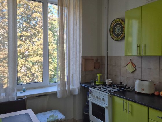 Продаж 2 кімн.,Печерськ,ст.м."Кловська",Печерський узвіз 18.Без комісії!
