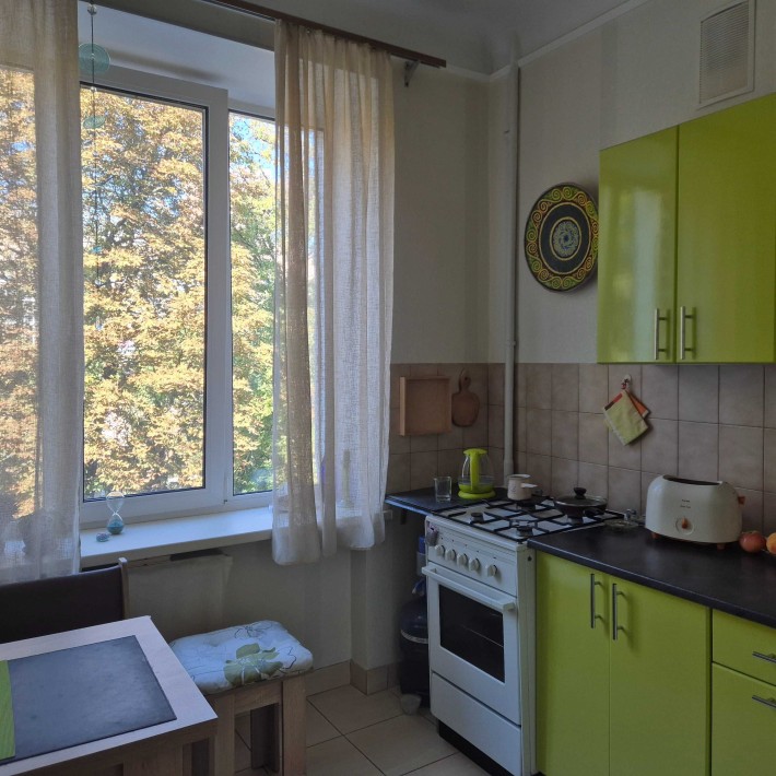 Продаж 2 кімн.,Печерськ,ст.м."Кловська",Печерський узвіз 18.Без комісії! - фото 1