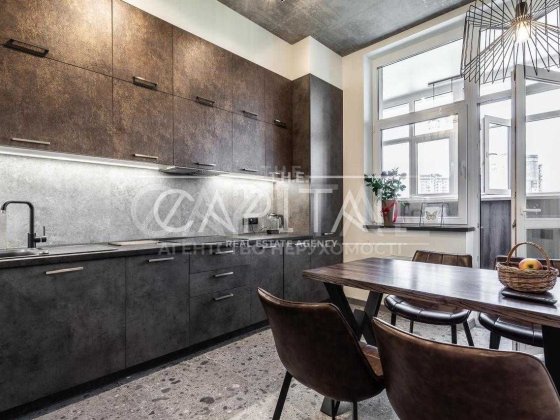 Продаж Центр Печерськ  1-кімнатна квартира площею 56 м²  вул. Іоанна Павла ІІ (Патріса Лумумби), 11. Киев