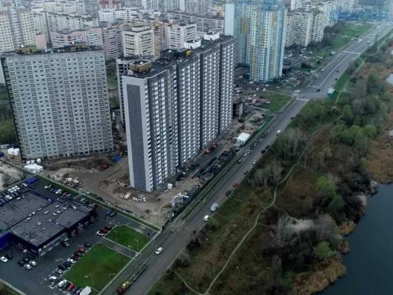 2х(78м)Жк Ревуцького 54 з ремонтом метро поруч