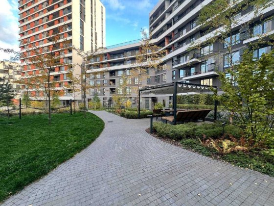 1-к квартира 40м² у ЖК Respublika (Теремки) — без ремонту