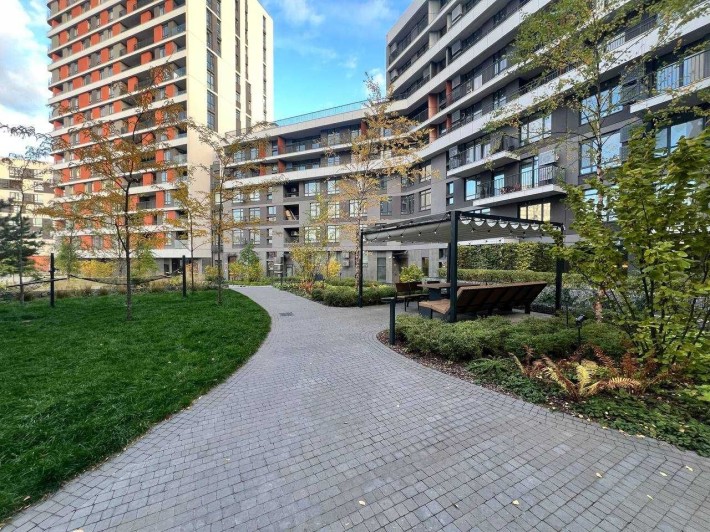 1-к квартира 40м² у ЖК Respublika (Теремки) — без ремонту - фото 1
