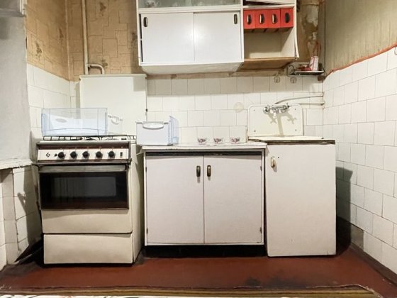 Продаж 2 к квартири Салютна  20 А, Нивки 45 м² | 2/5 поверх | Щербаковского