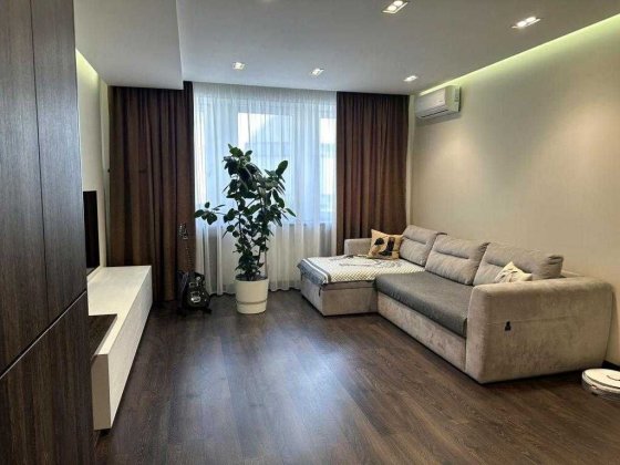 Якісна 3 кімнатна квартира на Бажана,14, 95м.кв, метро Осокорки/Позняки/Славутич, Аладін