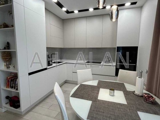 Продам квартиру ЖК Комфорт Таун , Регенераторна 4.к.5