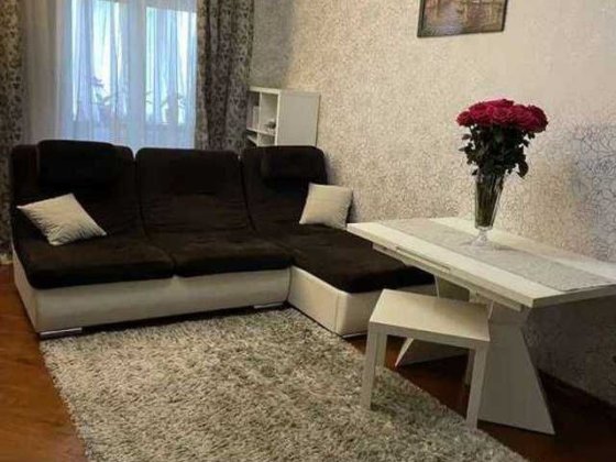 Продам 2-кімн. Павла Загребельного вул. 28, 63 м.кв