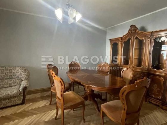 продаж 3 кім. квартири на Драгоманова 23а метро Позняки