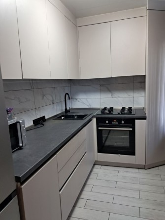 Продаж 2 к  квартири в Дарницькому районі, Харківське шосе 21/4 - фото 1